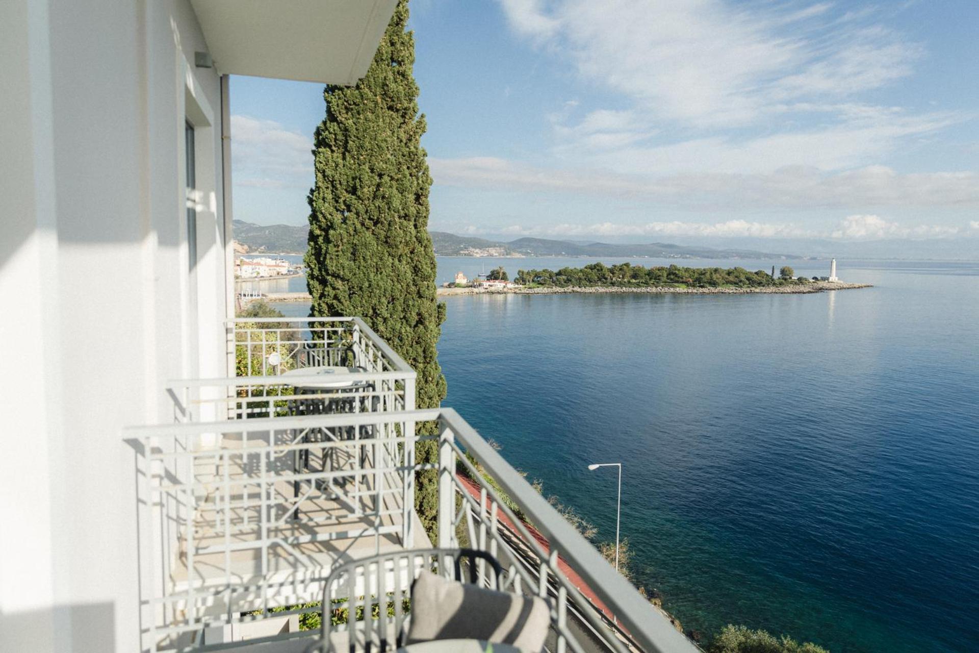 Infinity Hotel Gytheio Exterior foto